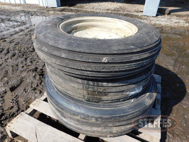 (3) tires for Kinzer planter, _1.jpg